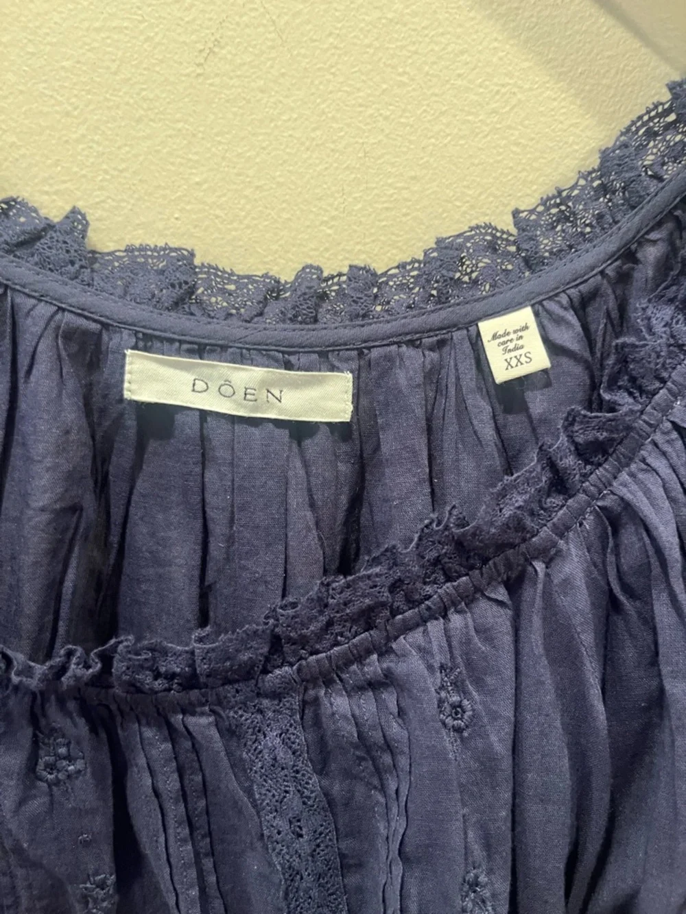 Doen Frederica Floral Embroidered Organic Cotton Voile Top in Blue, XXS - Picture 4 of 6